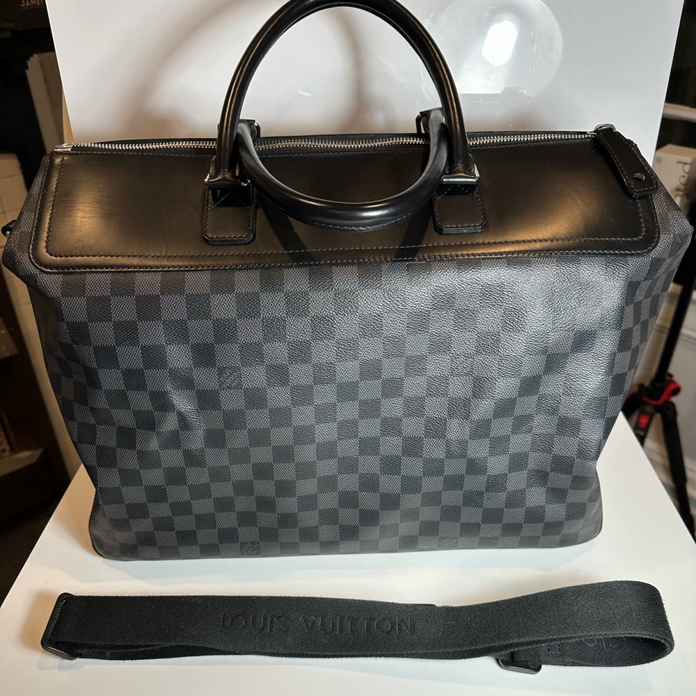 Louis Vuitton Weekender Duffle Bag Damier Greenwich